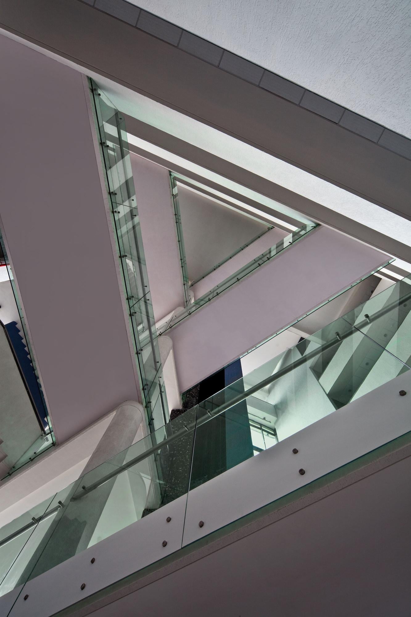 Circulation bridges