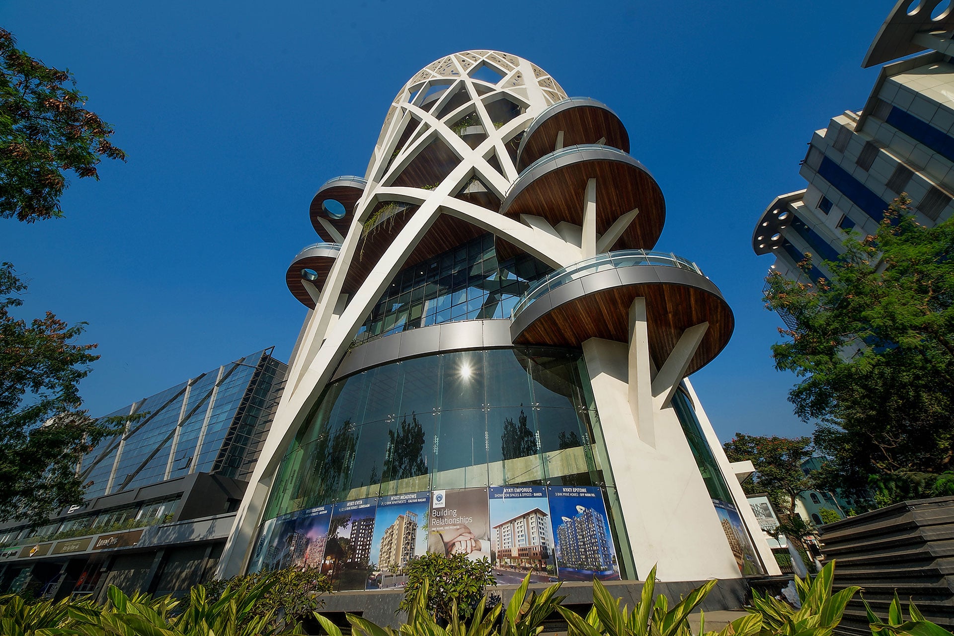 Unitree Facade