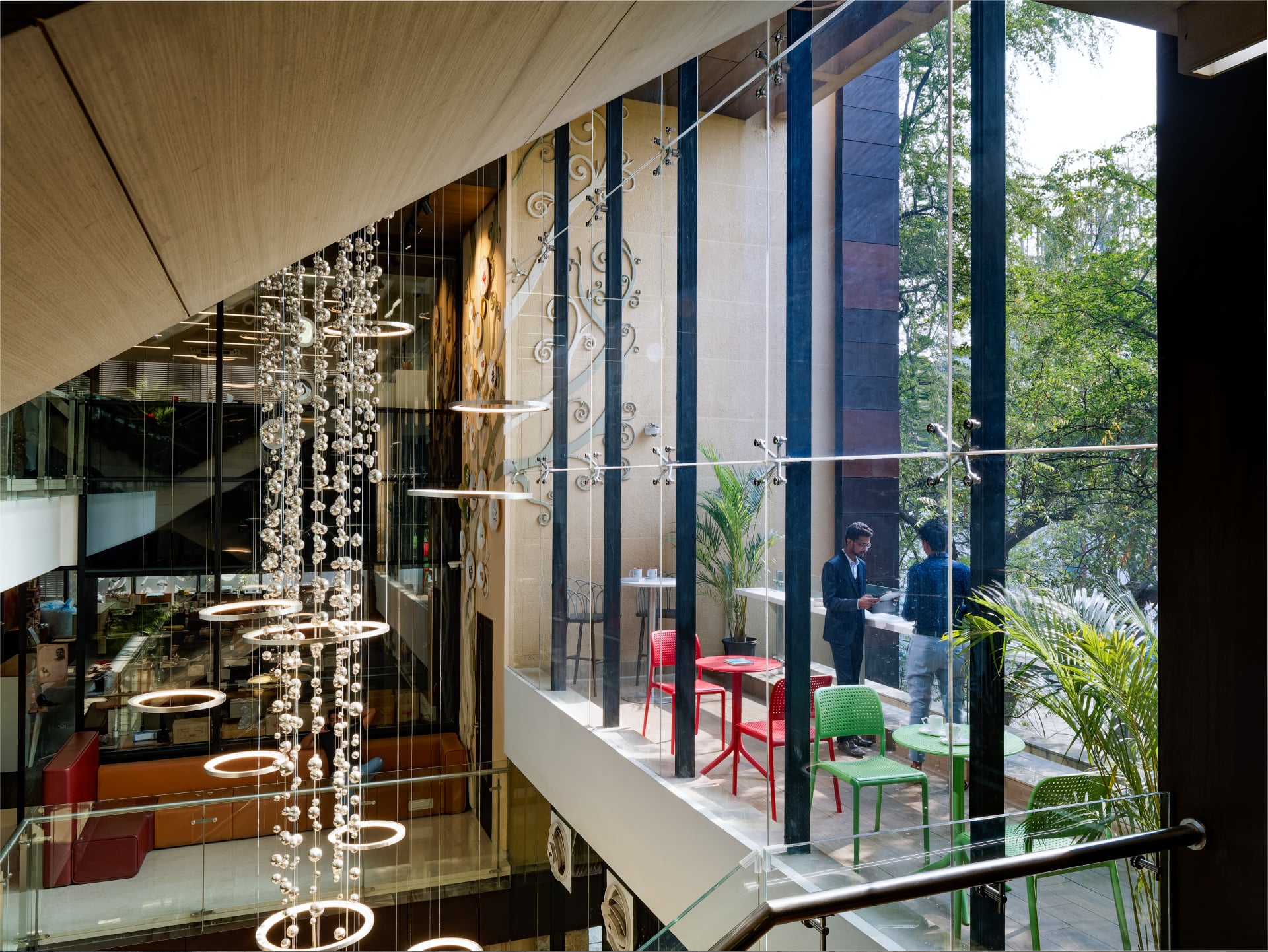 Upper lobby