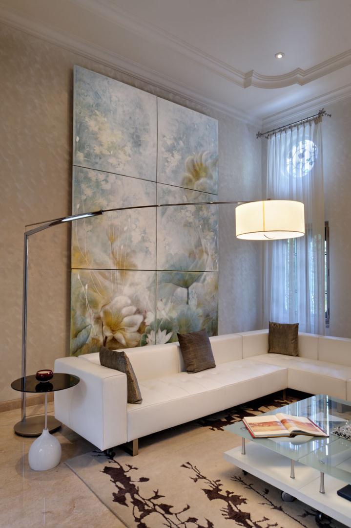 Partitioned formal living: cozy reading corner