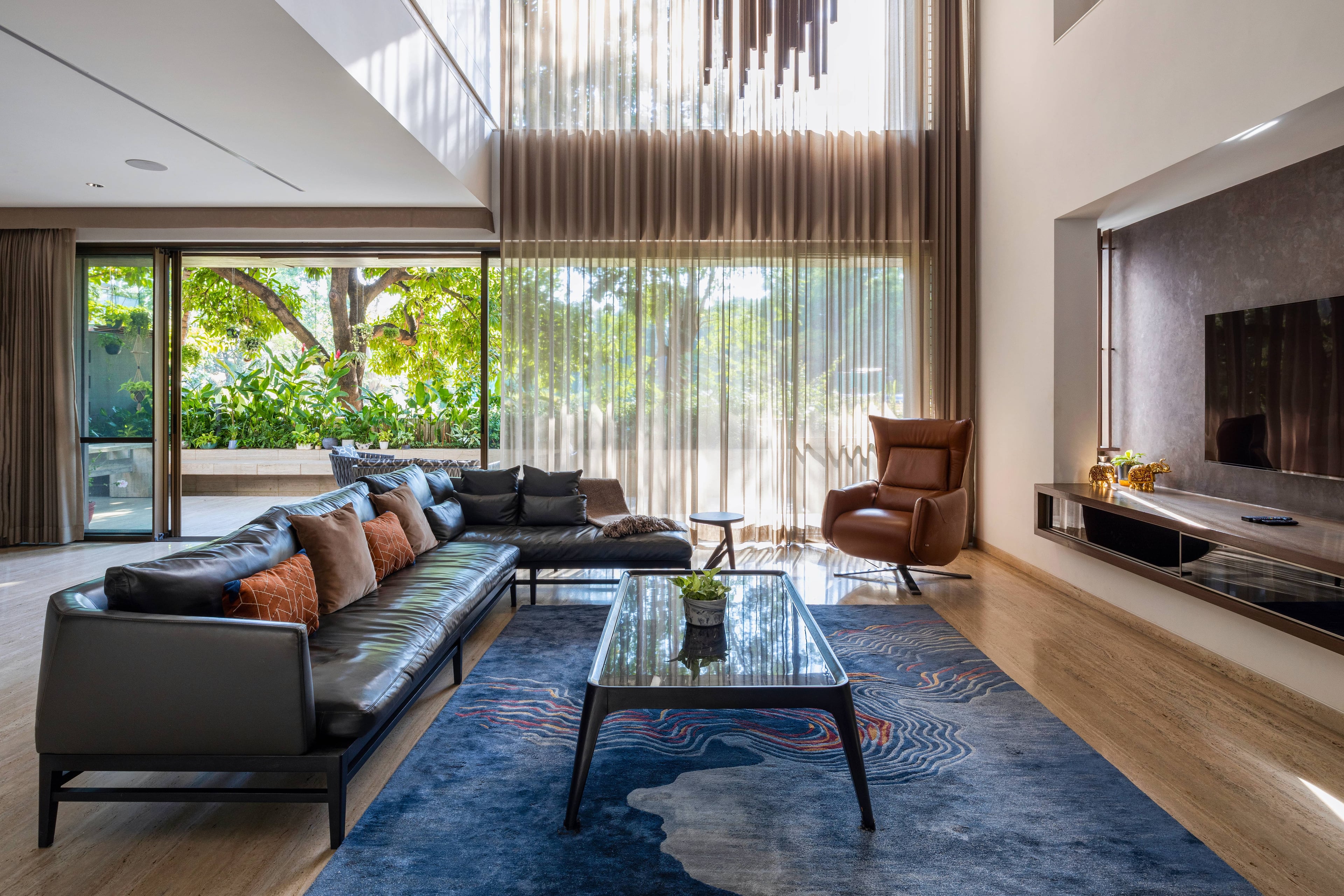 MD cabin – view of lounge from MD table
