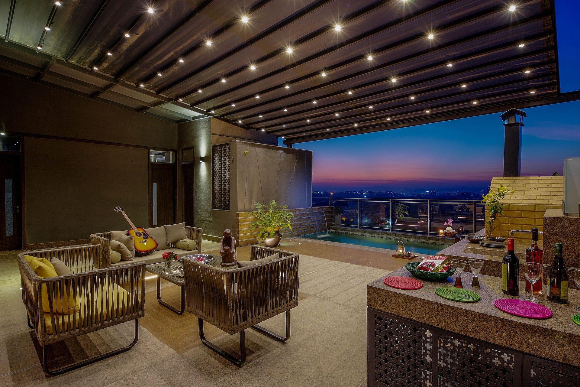 Outdoor Terrace with infinity pool