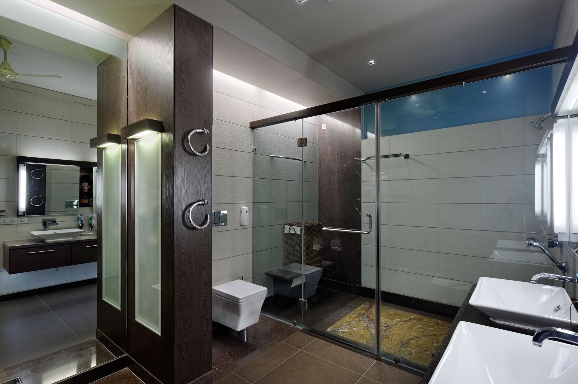 Lavish master toilet