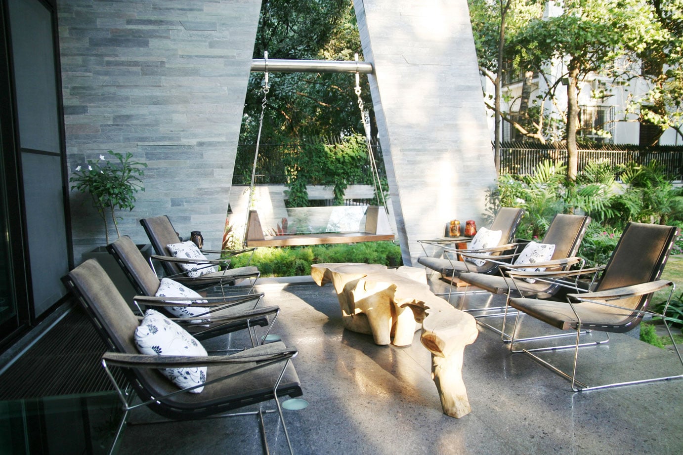 Transitional Verandah Space