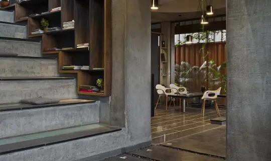 Plan: Typical Floor