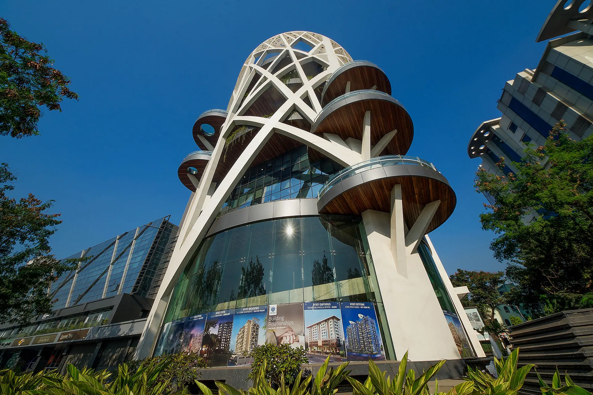 Unitree Facade